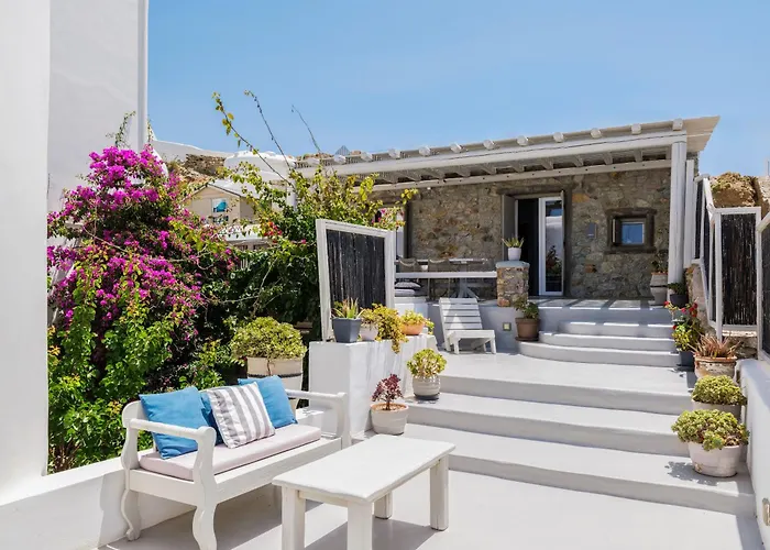 Mykonos Residence Villas & Suites Merchia Beach Villa *