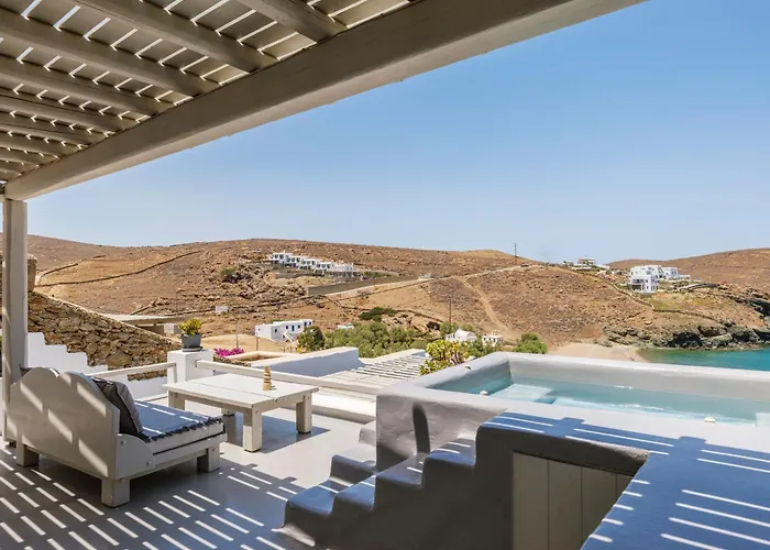 Mykonos Residence Villas & Suites Merchia Beach Villa *