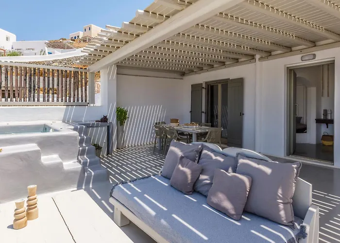 Villa Mykonos & Merchia Beach