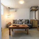 Mykonos & Villa Merhia-part