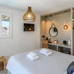 Mykonos & * Merchia Beach