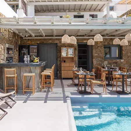 Villa Mykonos & *
